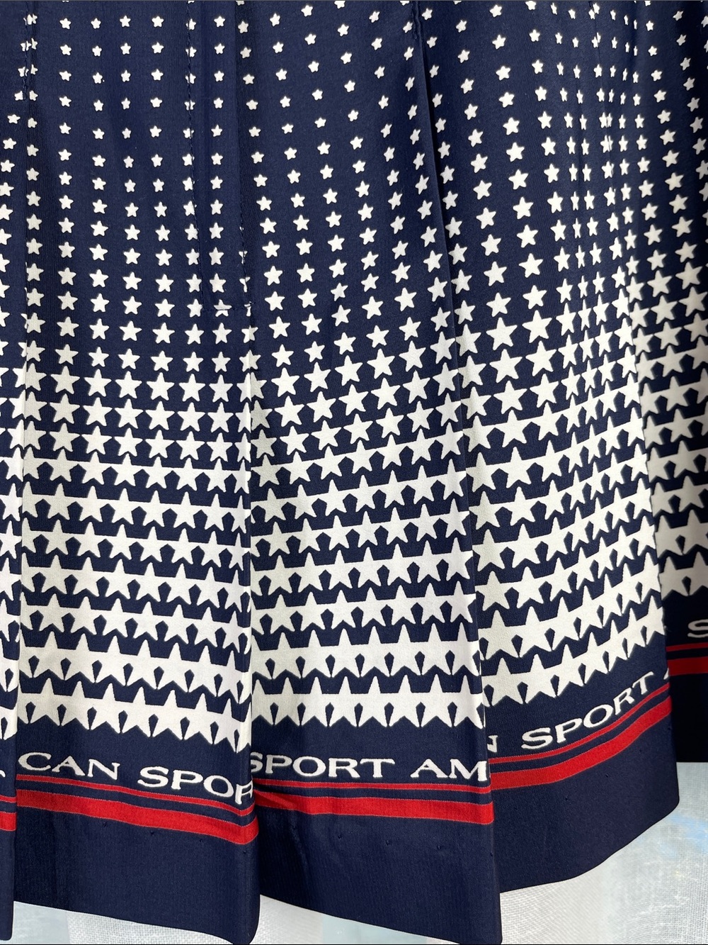 Tail Navy and White Star-Pattern Tennis Skirt with Red Trim - Picture 3 of 4